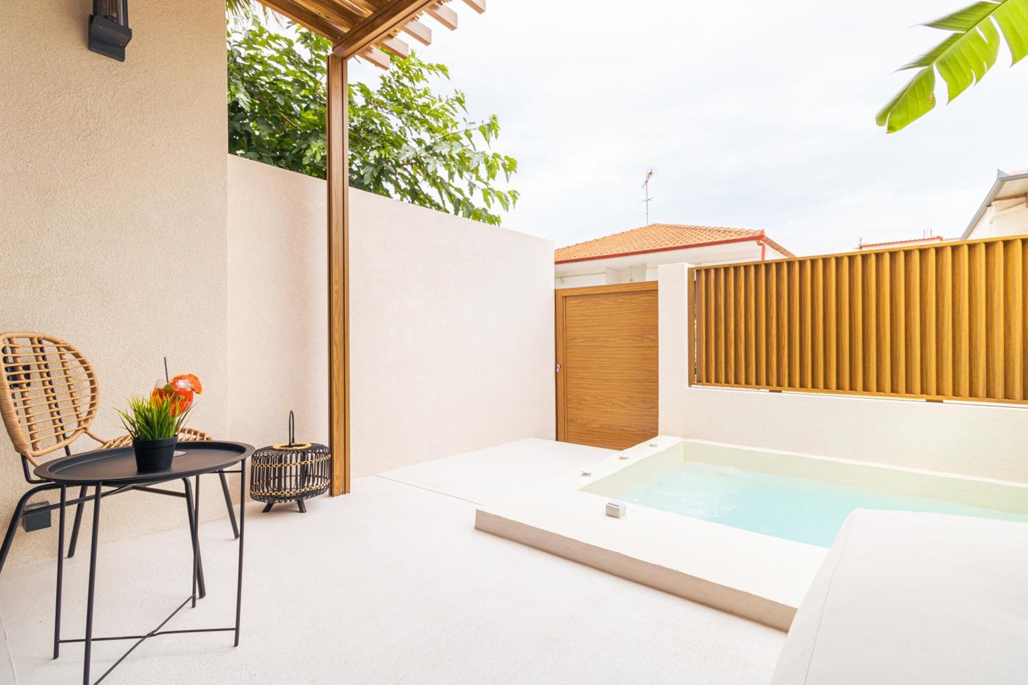 Adorno Private Suites Only Adults & Kids 12 Plus Vrasná Exteriör bild